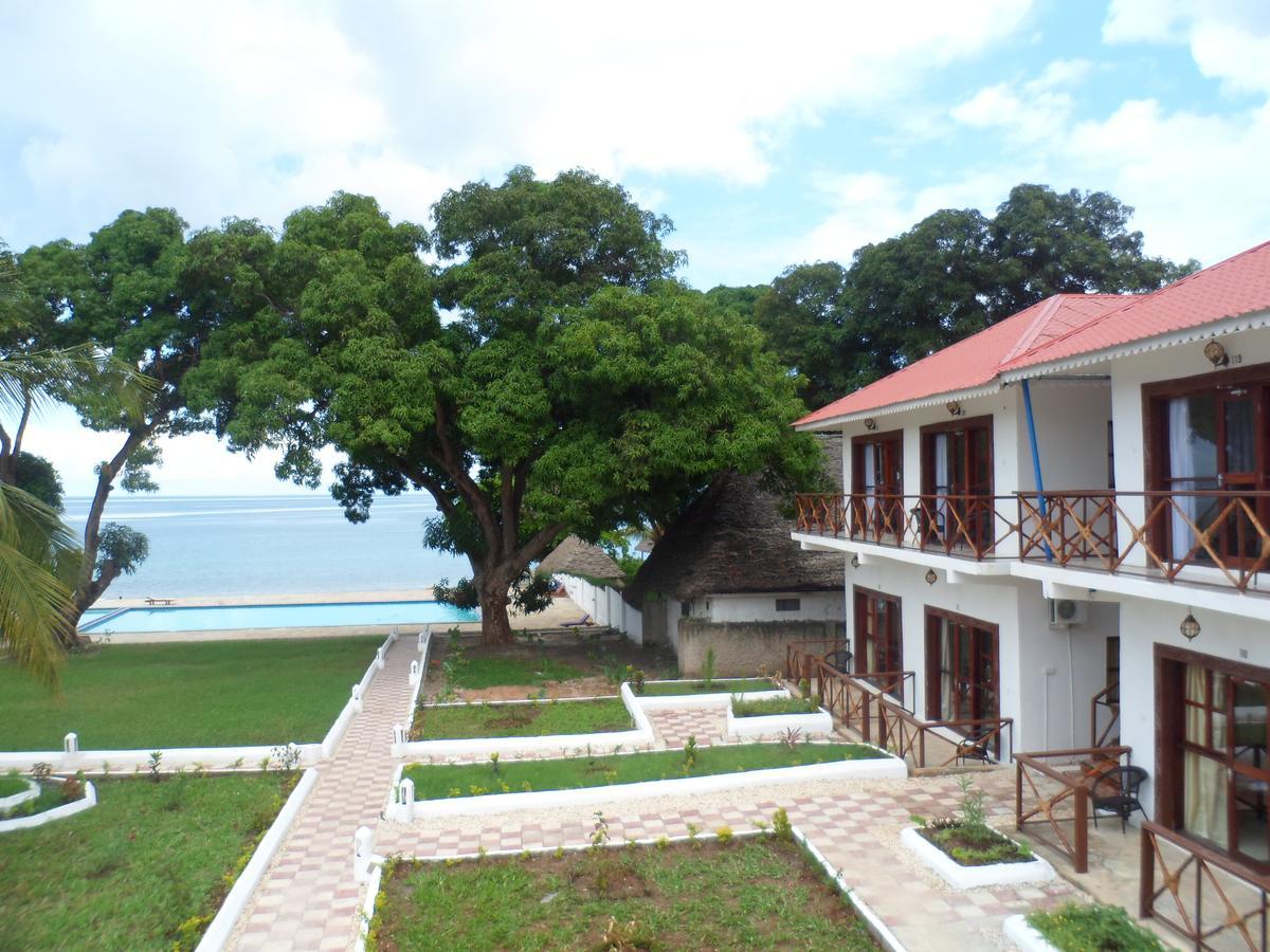 Amaan Ocean Hotel Kihinani Bububu Екстер'єр фото