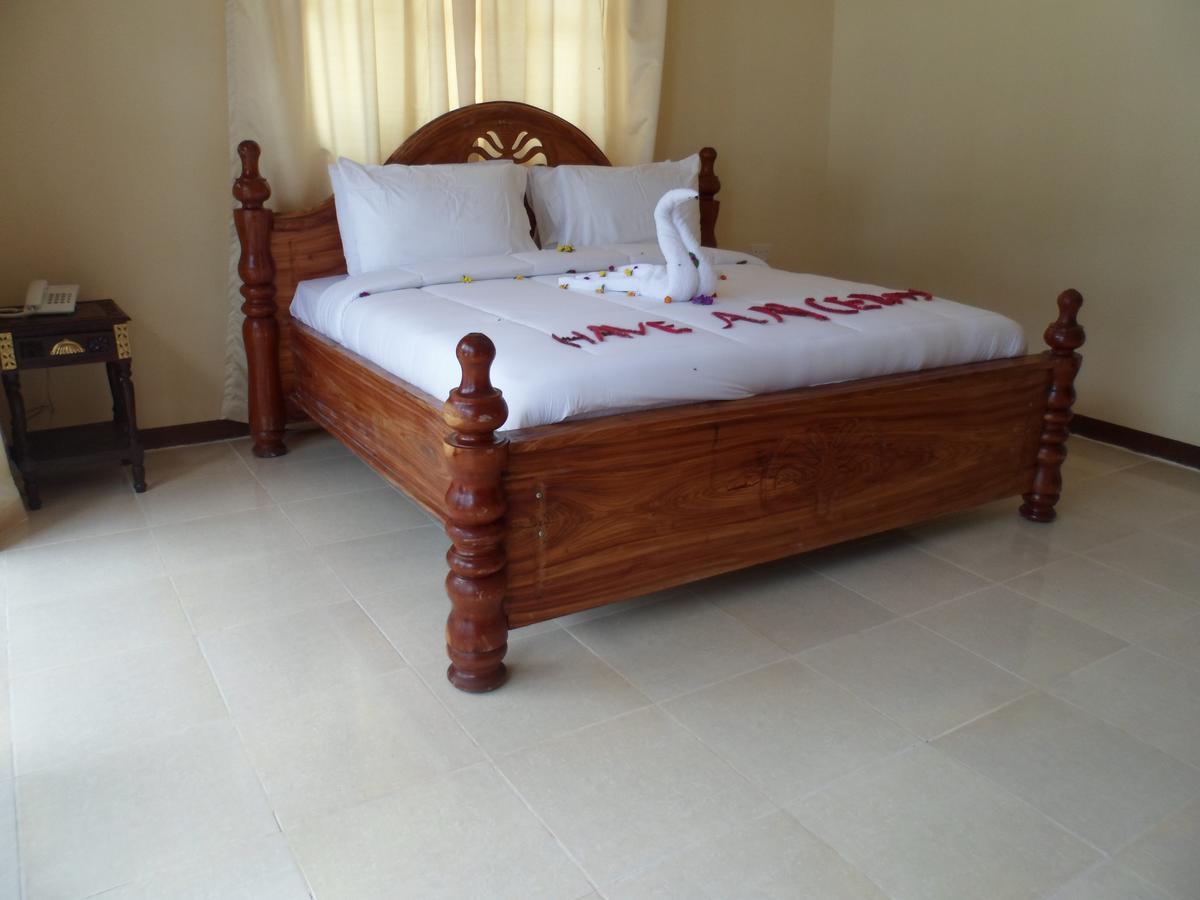 Amaan Ocean Hotel Kihinani Bububu Екстер'єр фото