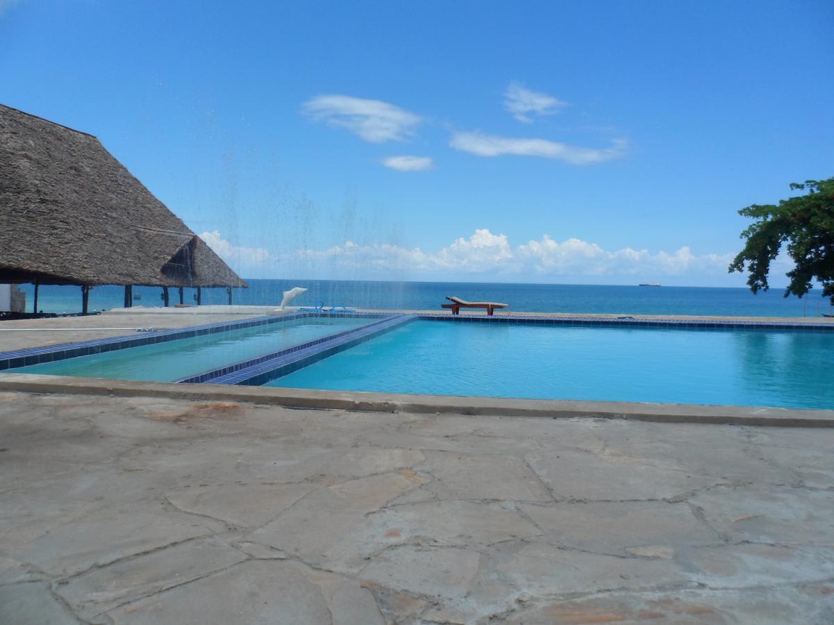 Amaan Ocean Hotel Kihinani Bububu Екстер'єр фото