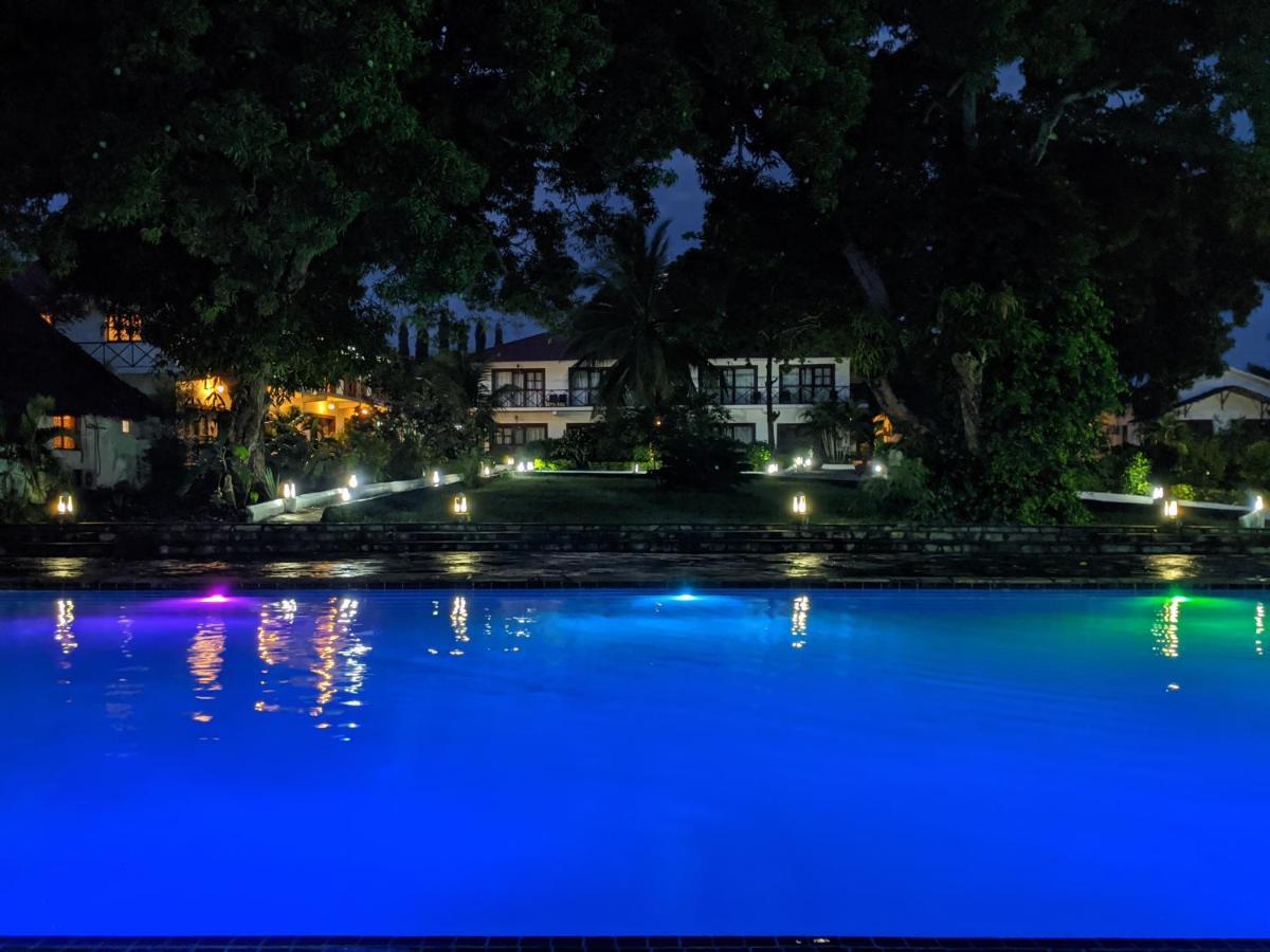 Amaan Ocean Hotel Kihinani Bububu Екстер'єр фото