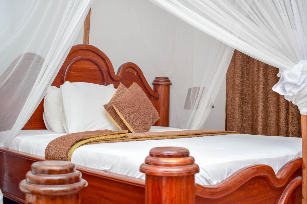 Amaan Ocean Hotel Kihinani Bububu Екстер'єр фото