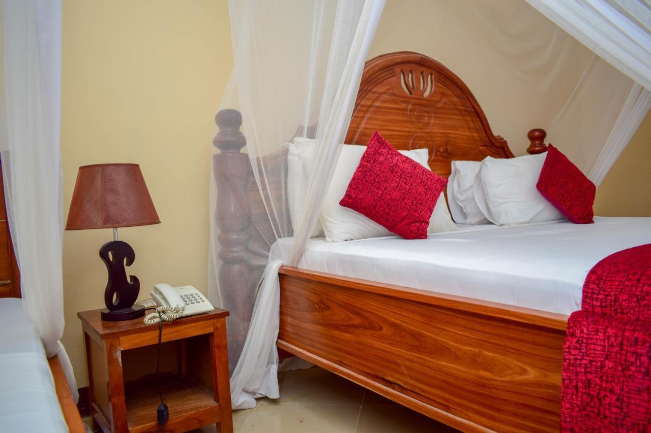 Amaan Ocean Hotel Kihinani Bububu Екстер'єр фото
