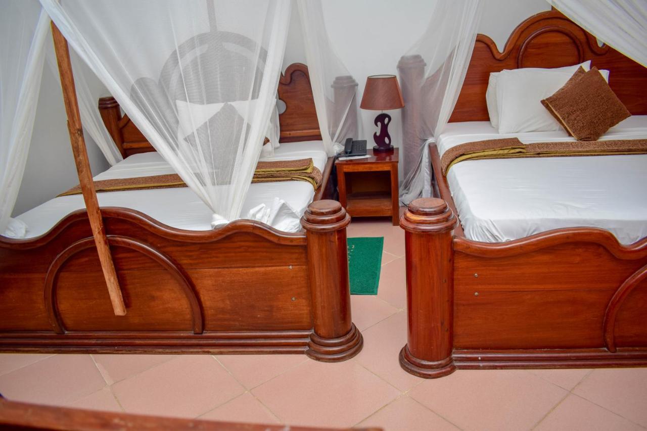 Amaan Ocean Hotel Kihinani Bububu Екстер'єр фото