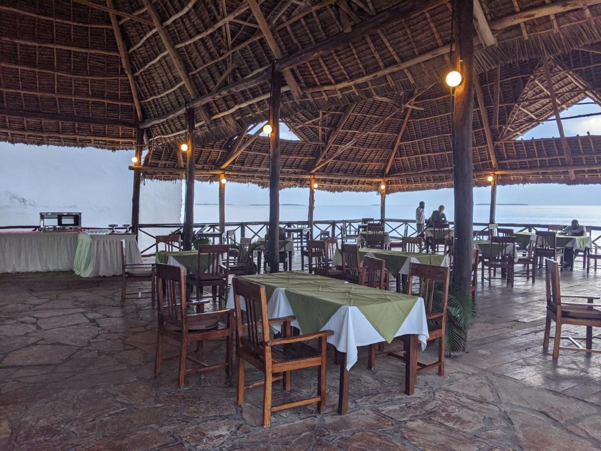 Amaan Ocean Hotel Kihinani Bububu Екстер'єр фото